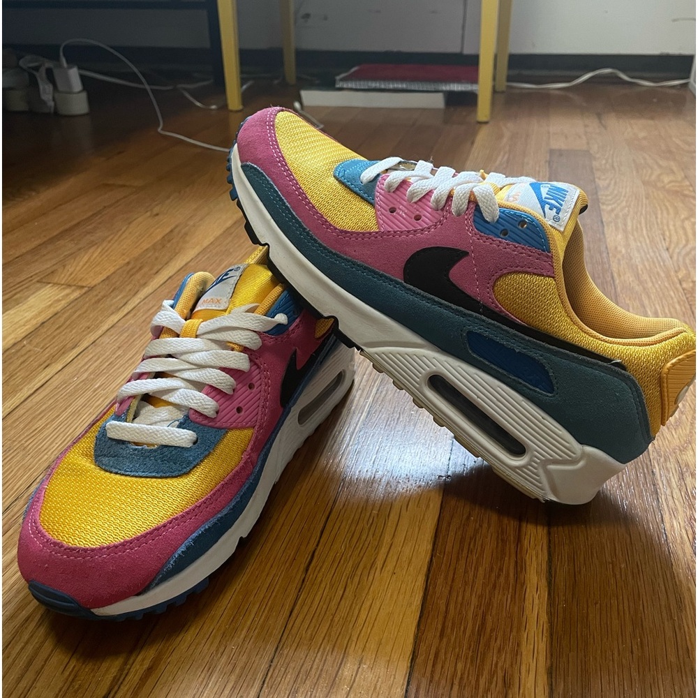 Nike Air Max 90 - Multicolor Suede - W 8.5